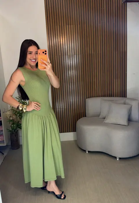 Vestido verde de tricô